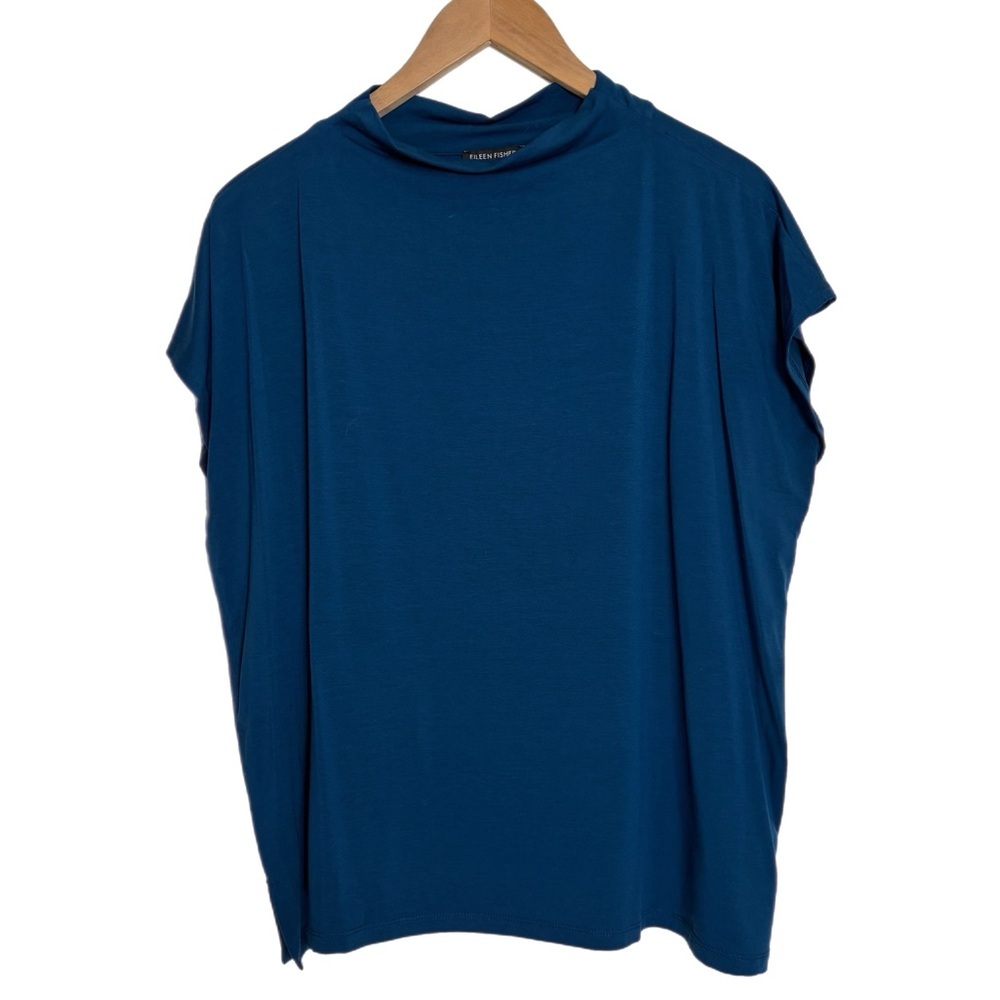 Eileen Fisher blue boat neck drapey cap sleeve top